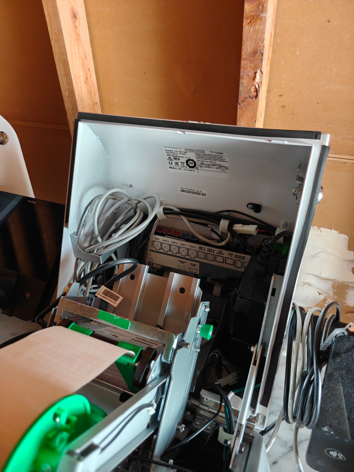 NCR SelfServ Self Checkout